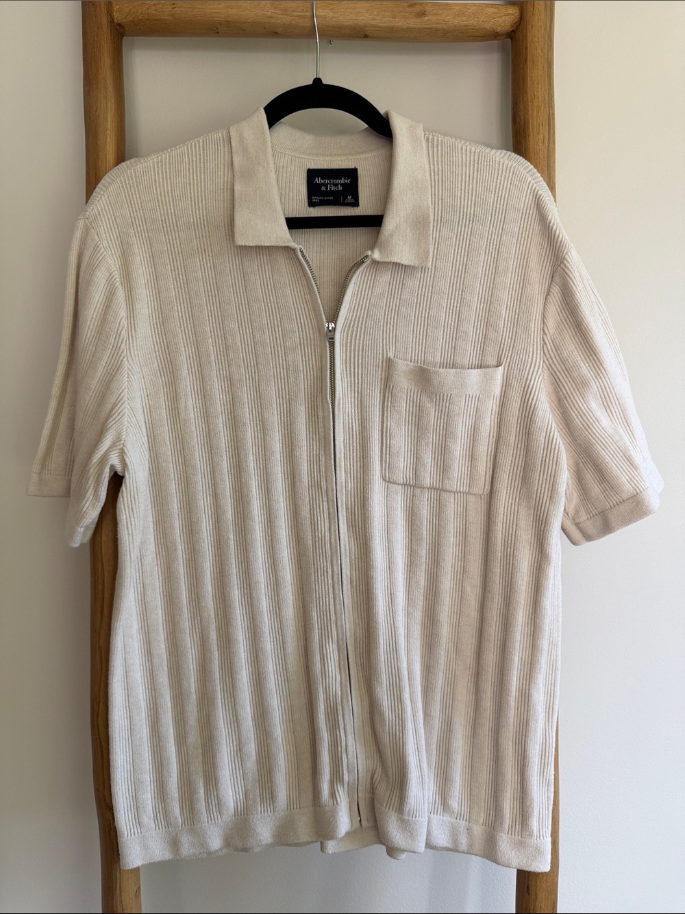 Abercrombie & Fitch Men's Cream Ribbed Short-Sleeve Zip Polo